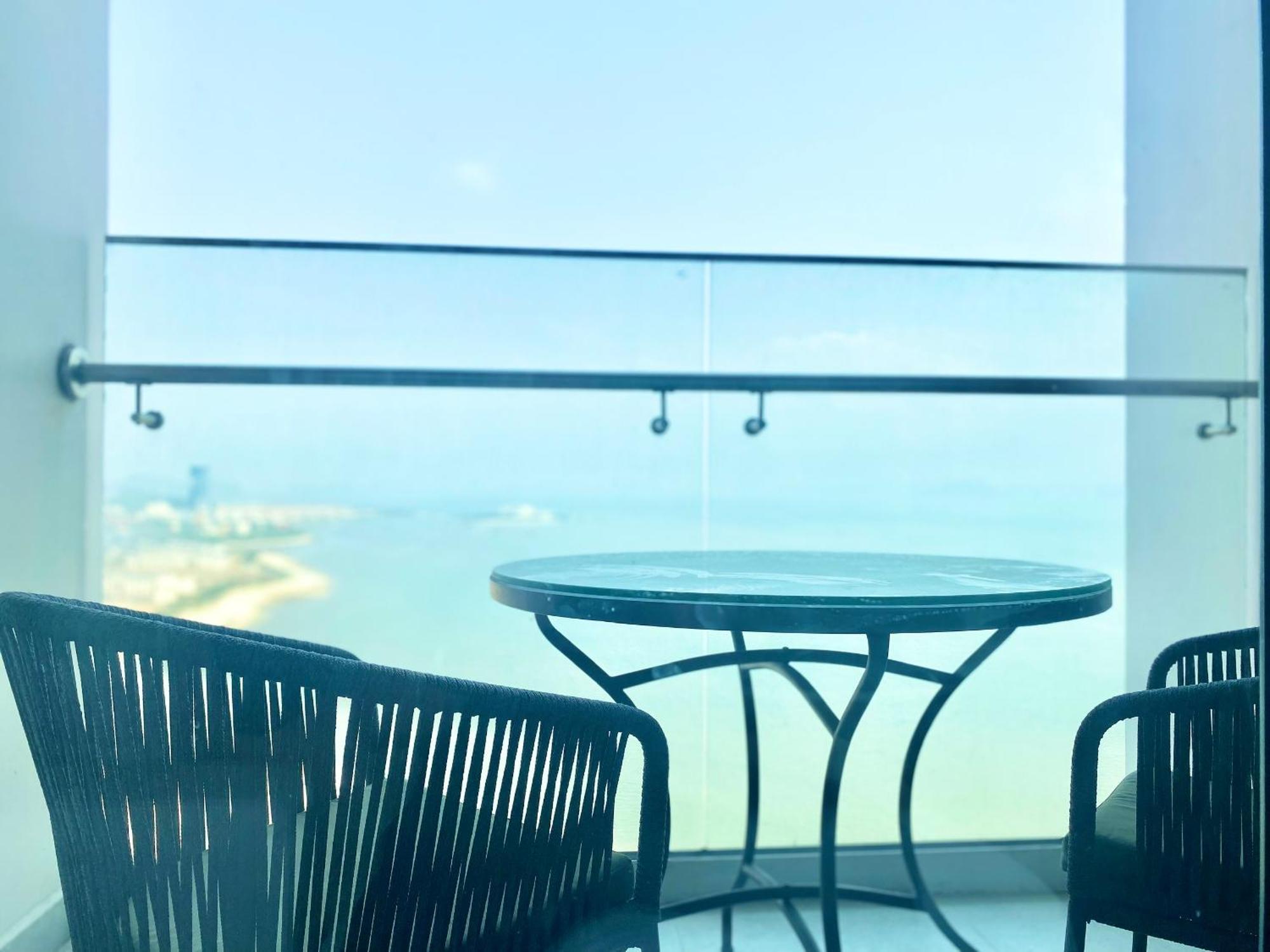 A La Carte Ha Long Apartment By The Beach Exterior foto